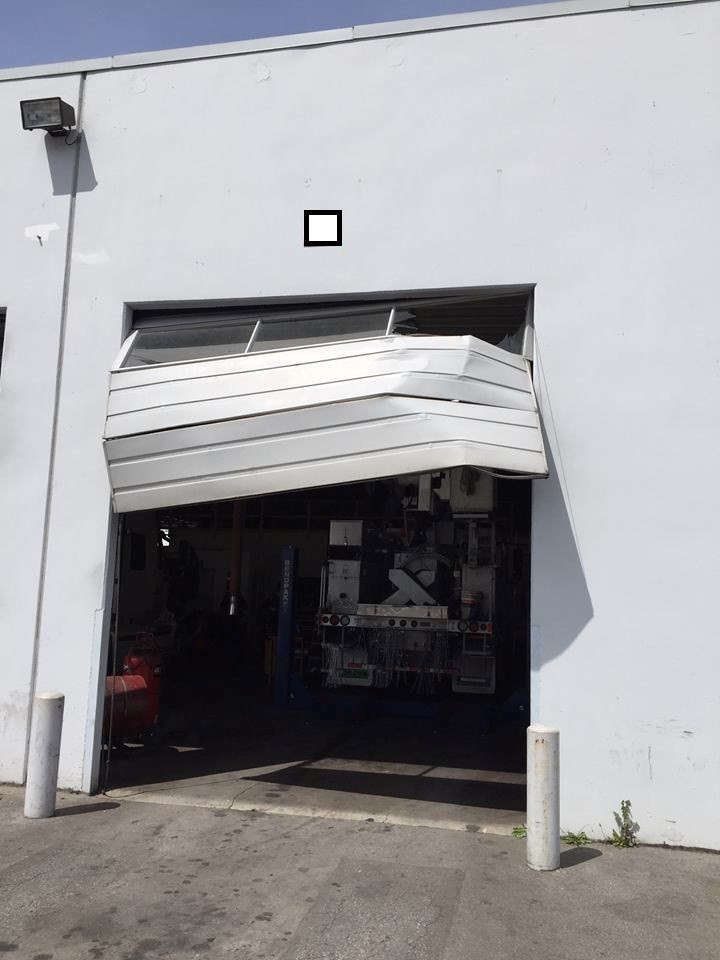 industrial overhead door replacement